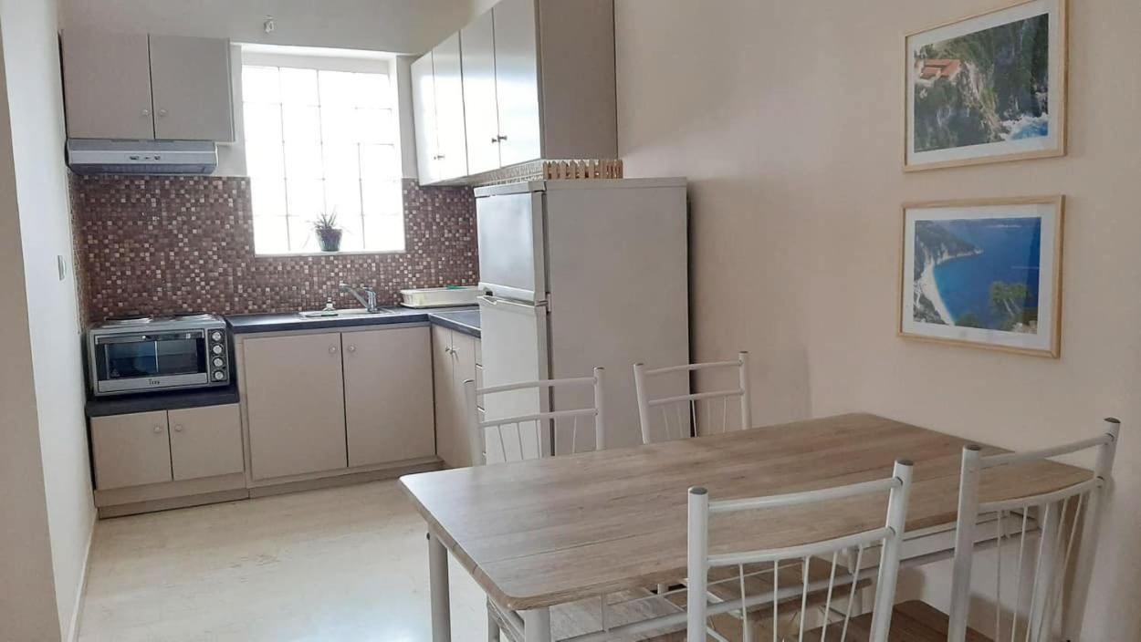 Tasias Apartments Lixouri Zewnętrze zdjęcie